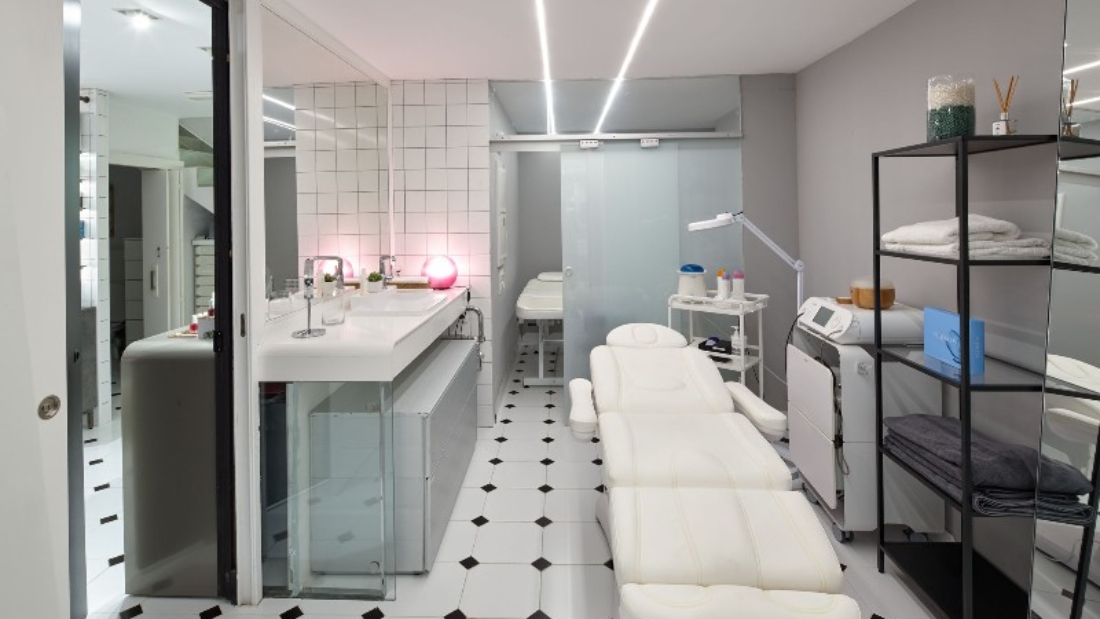 interior sala Estética y Belleza 2346